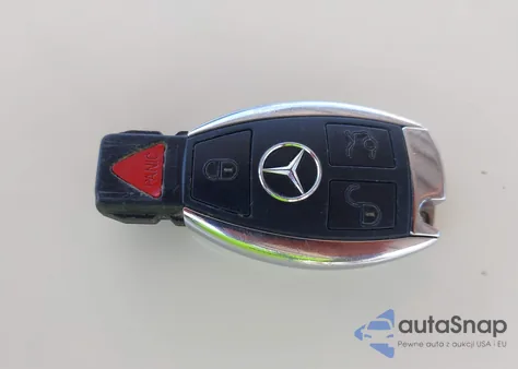 2013 Mercedes-Benz C 250 Sport из США, поврежденный, VIN WDDGF4HB3DR248499